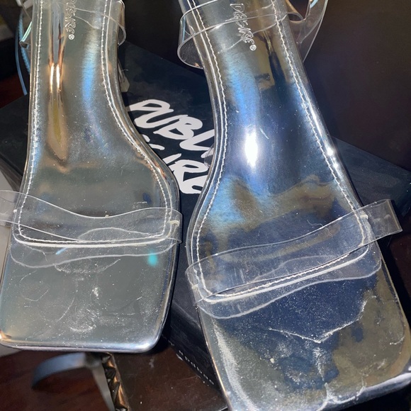 Clear Heels - Picture 5 of 8